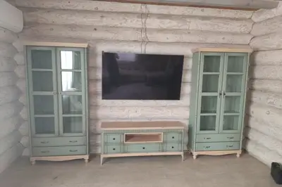 Собранная тумба и шкафы